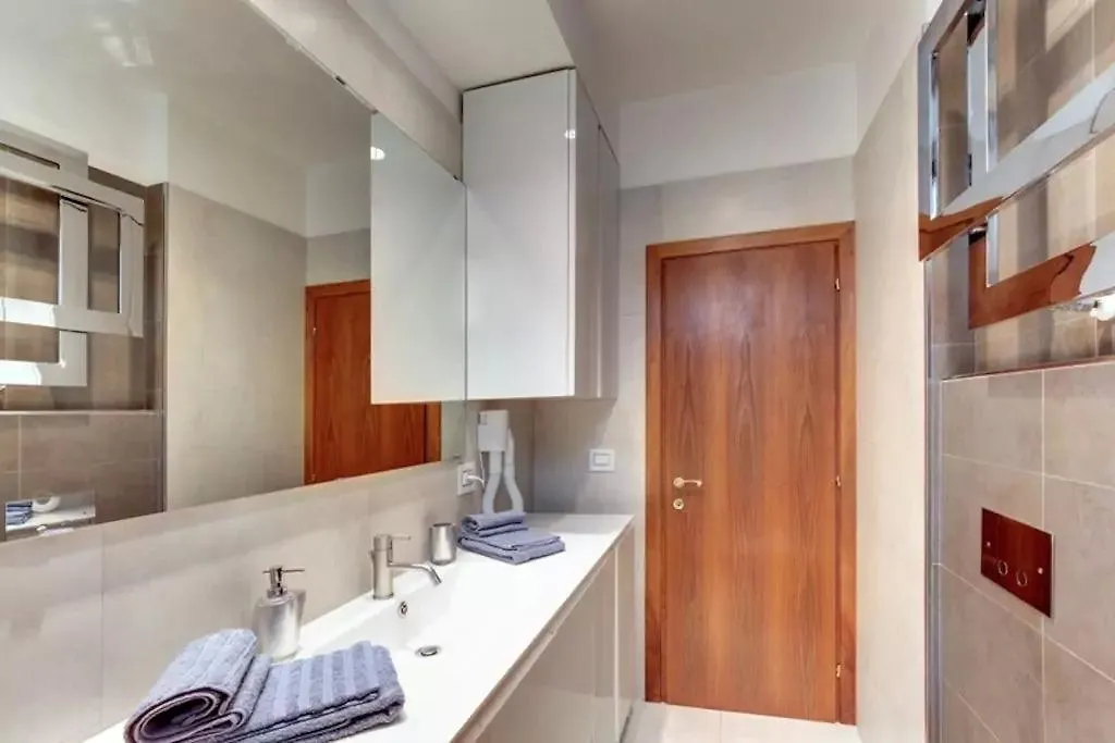 Ca' Giorgia Venice Apartment With Balcony 0*,